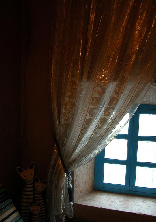 Kasbah Iswan Bed & Breakfast Kelaat-M'Gouna Exterior photo