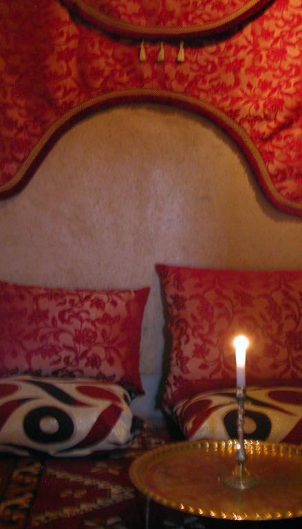 Kasbah Iswan Bed & Breakfast Kelaat-M'Gouna Exterior photo