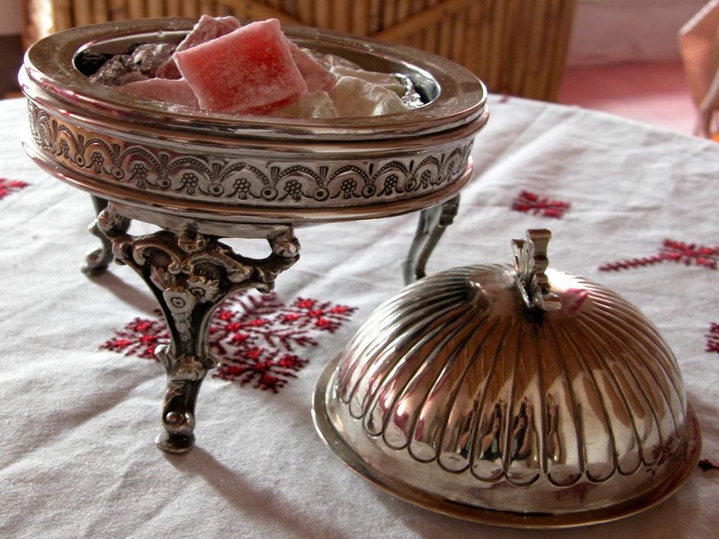 Kasbah Iswan Bed & Breakfast Kelaat-M'Gouna Exterior photo