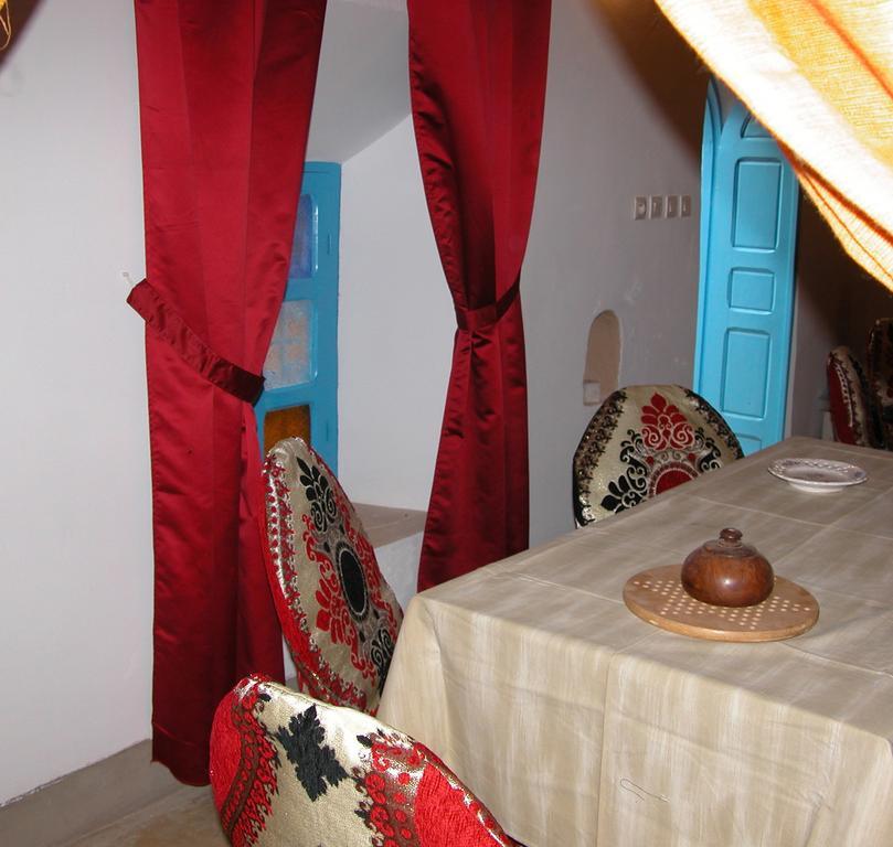 Kasbah Iswan Bed & Breakfast Kelaat-M'Gouna Exterior photo
